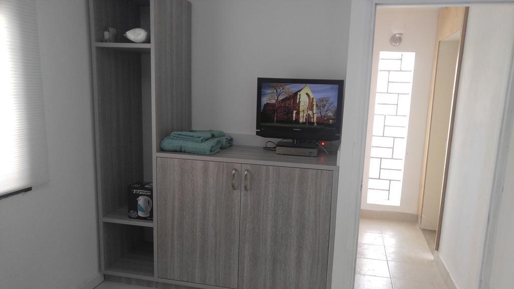 Quiet Garden Villa Ришон ле Цион Екстериор снимка